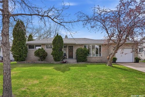 1918 Ewart Avenue, Saskatoon, SK, S7J1X7 | Card Image