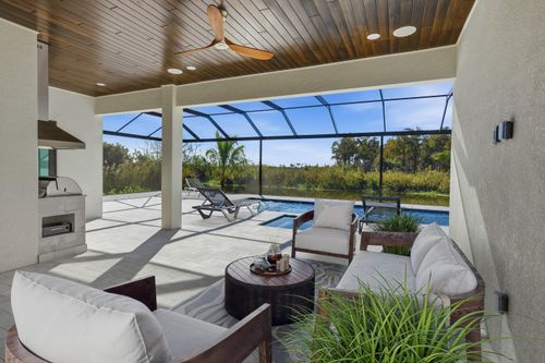 18433 Royal Hammock Blvd, NAPLES, FL, 34114-8931 | Card Image