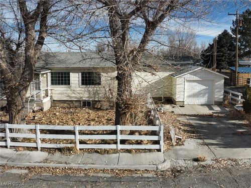371 11th St, Carlin, NV, 89822-0470 | Card Image