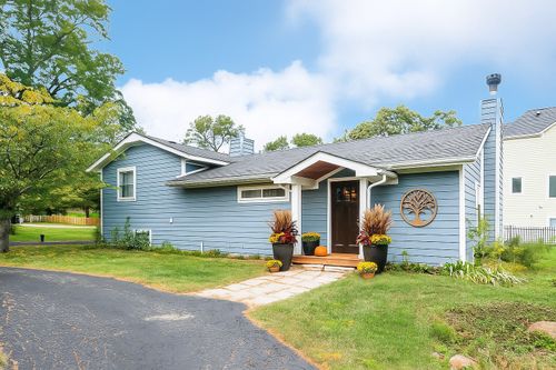 26900 W Taylor St, BARRINGTON, IL, 60010-2751 | Card Image
