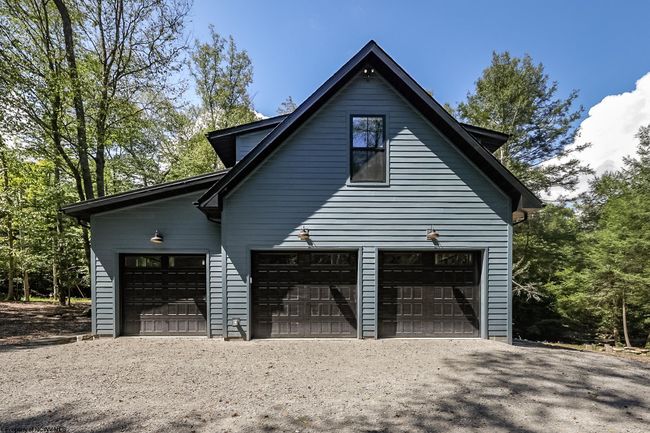 653 Watersound Trce, House other with 3 bedrooms, 3 bathrooms and 3 parking in Bruceton Mills WV | Image 26