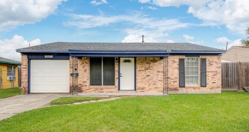 10611 Leitrim Way, Houston, TX, 77047-1124 | Card Image