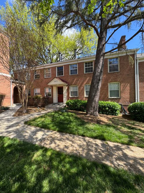 39-2603 Arlington Blvd, ARLINGTON, VA, 22201-1325 | Card Image