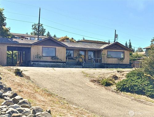 1716 E E 3rd St, Port Angeles, WA, 98362-4910 | Card Image