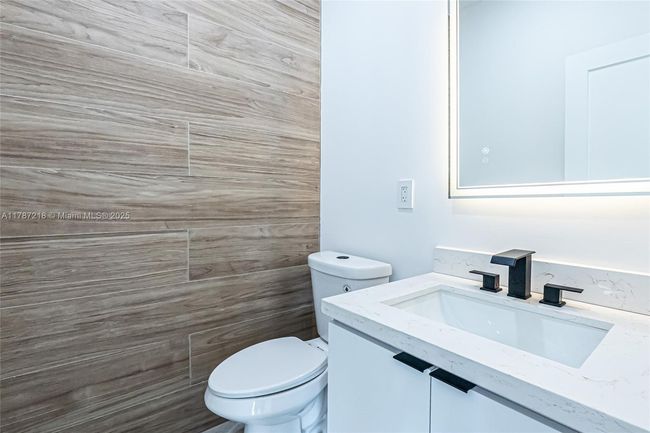 0 - 2739 Nw 7 Th St, House other with 4 bedrooms, 3 bathrooms and null parking in Fort Lauderdale FL | Image 21