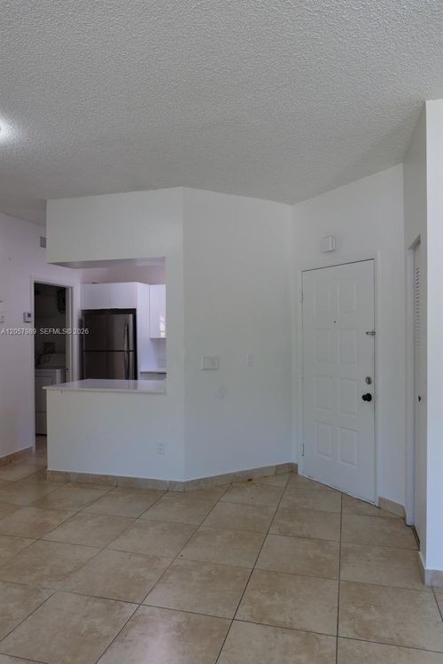 a-18340 Nw 68th Ave, Hialeah, FL, 33015-3432 | Card Image
