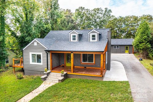 526 Kentwood St Sw, Lenoir, NC, 28645-5622 | Card Image