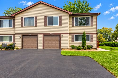 2165 Wildwood Ct, Hanover Park, IL, 60133 | Card Image
