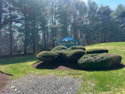 8-b-109 Ponemah Road, Amherst, NH, 03031 | Card Image