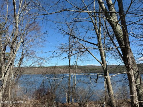 L17.24 Tsatsawassa Lake Rd, East Nassau, NY, 12062-2220 | Card Image