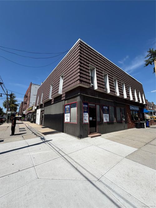 2184 Steinway Street, New York, NY, 11105 | Card Image