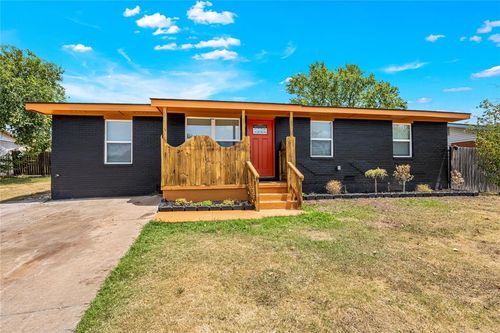 2303 Nw 47th St, Lawton, OK, 73505-1603 | Card Image