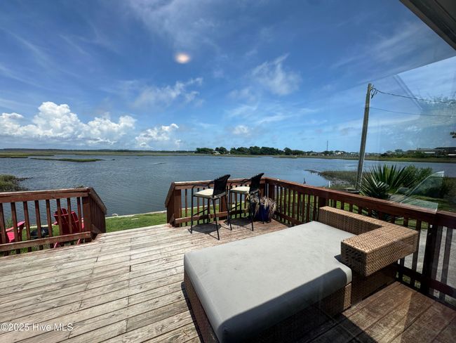 123 Cedar Point Blvd, House other with 3 bedrooms, 1 bathrooms and null parking in Cedar Point NC | Image 9