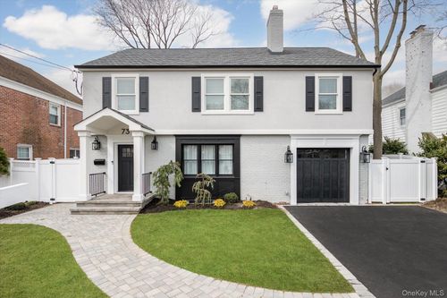 73 Stratford Rd, West Hempstead, NY, 11552-1723 | Card Image