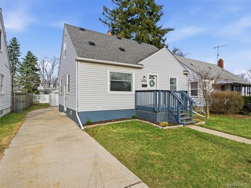 23353 Tawas Ave, Hazel Park, MI, 48030-2721 | Card Image