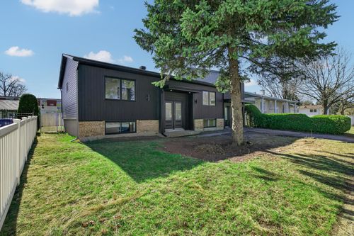 1106 Rue Jean-Jacques-Lauzon, Terrebonne, QC, J6W3T9 | Card Image