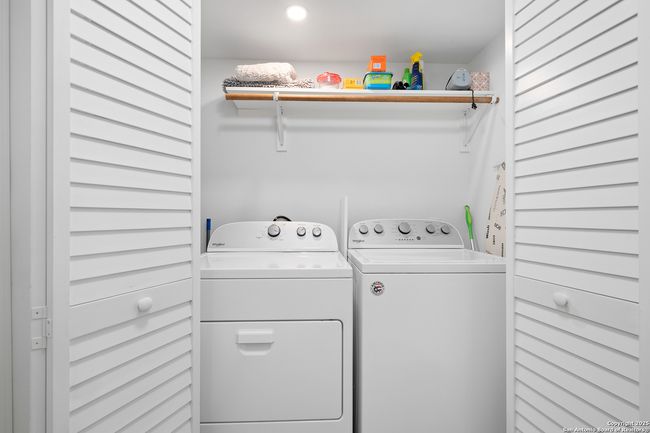 706 - 706 Lauderdale Dr, Condo with 2 bedrooms, 2 bathrooms and null parking in Rockport TX | Image 9