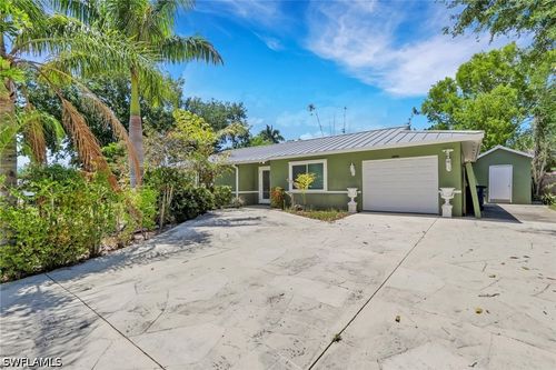 8091 San Carlos Blvd, FORT MYERS, FL, 33967-6180 | Card Image