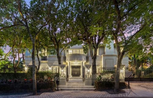 3460 S Moorings Way, Miami, FL, 33133-6518 | Card Image