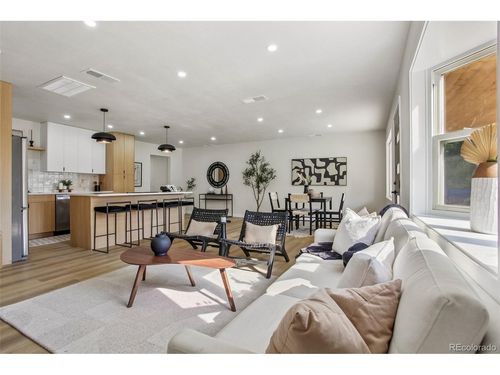 3273 S Elm St, Denver, CO, 80222-7310 | Card Image