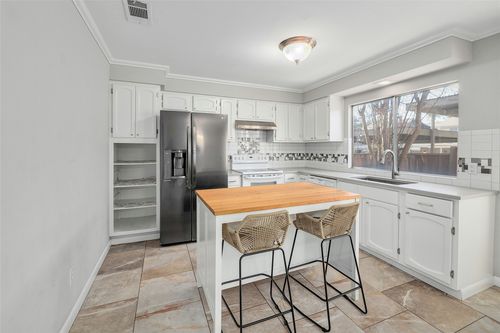 118-2002 Millay Dr, Austin, TX, 78752-2132 | Card Image