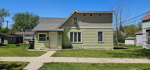 714 S Oak St, Fergus Falls, MN, 56537-2616 | Card Image