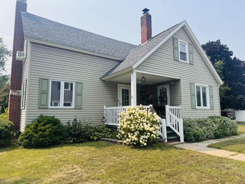 58 Pleasant St, Peru, NY, 12972-2806 | Card Image