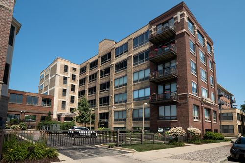 234 E Reservoir Ave, Milwaukee, WI, 53212-3765 | Card Image