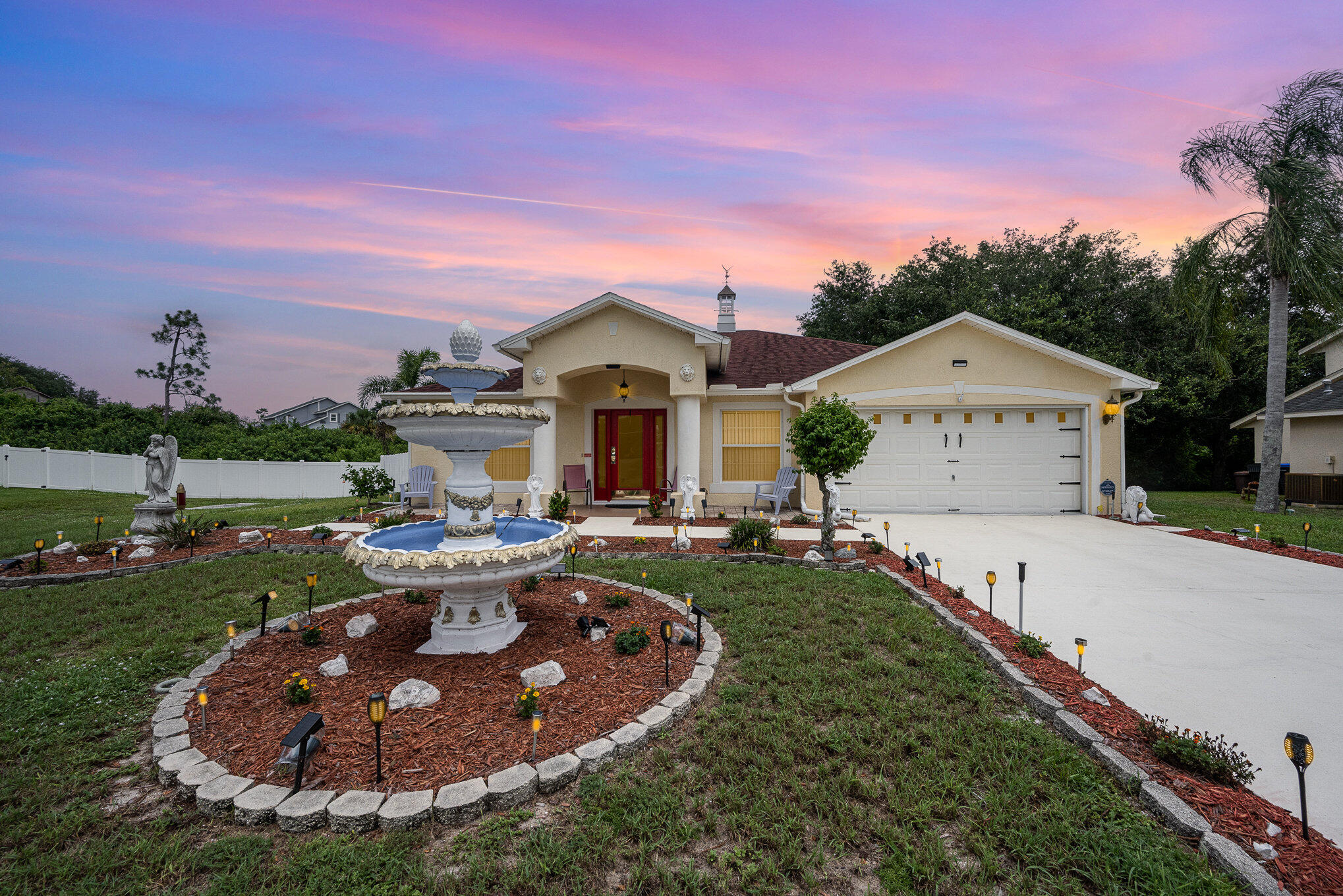 Trailwood Ave, Titusville, FL 32796