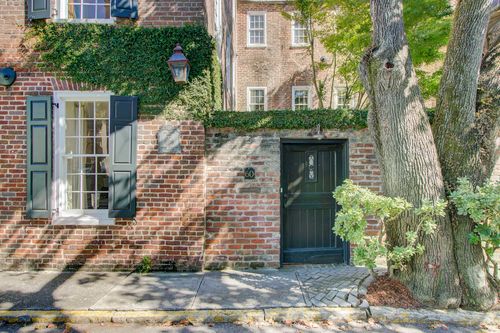 60 Anson St, Charleston, SC, 29401-1611 | Card Image