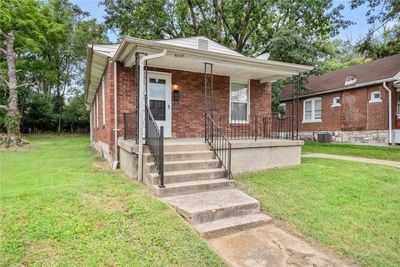 5317 Helen Avenue, House other with 2 bedrooms, 1 bathrooms and null parking in St Louis MO | Image 3