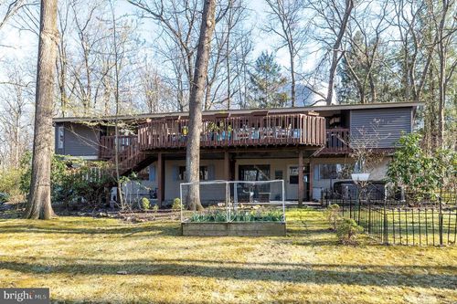 30 Forge Mountain Dr, PHOENIXVILLE, PA, 19460-4600 | Card Image
