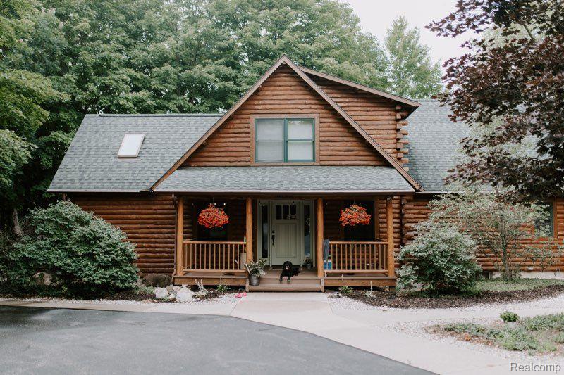 96th Ave, Pentwater, MI 49449