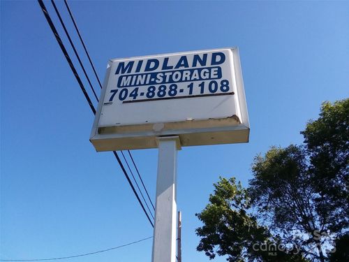 13685 Broadway Ave, Midland, NC, 28107-9007 | Card Image