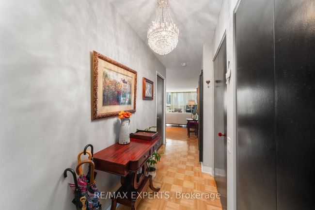 510 - 33 Sheppard Ave E, Condo with 2 bedrooms, 2 bathrooms and 1 parking in North York ON | Image 7