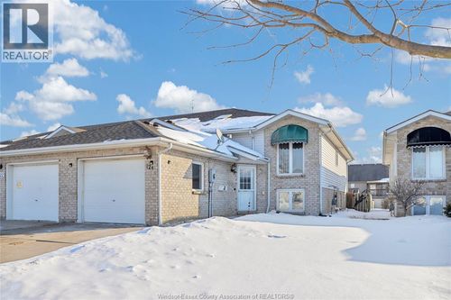 124 Bennie Ave, Leamington, ON, N8H4Y5 | Card Image