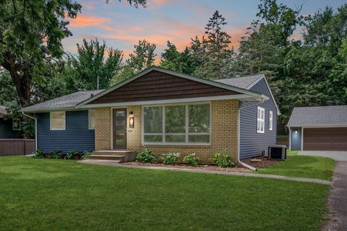 509 Indiana Ave N, Golden Valley, MN, 55422-5245 | Card Image