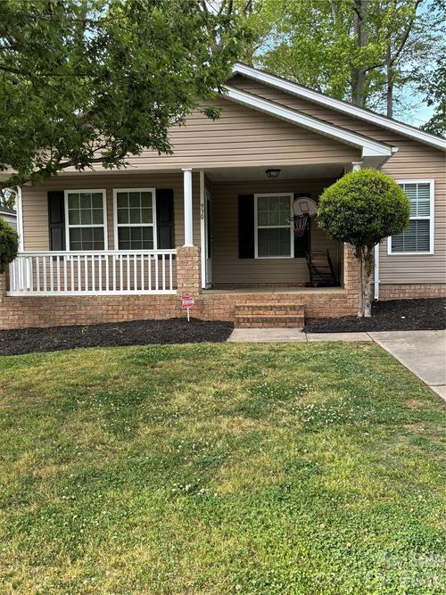 930 Wainwright Ave, Charlotte, NC, 28206-1854 | Card Image