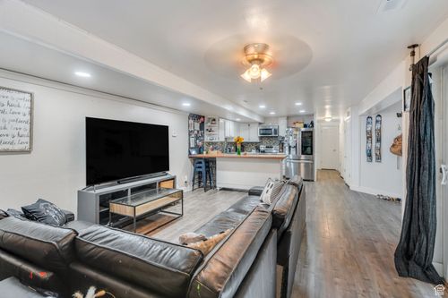 1661 Willowbrook Dr, Provo, UT, 84604-1389 | Card Image