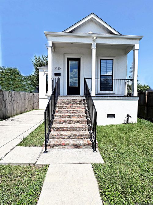 3120 Live Oak St, New Orleans, LA, 70118 | Card Image