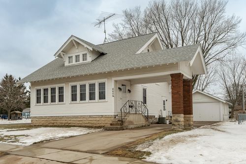 666 Saint Charles Ave, Saint Charles, MN, 55972-1109 | Card Image