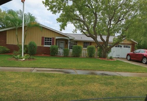 5820 Melaleuca Dr, Holiday, FL, 34690-6441 | Card Image