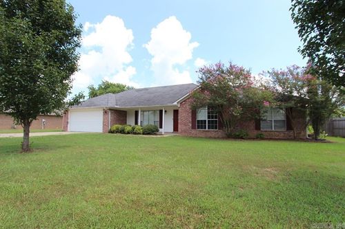 3 Whippoorwill Dr, Vilonia, AR, 72173-9229 | Card Image