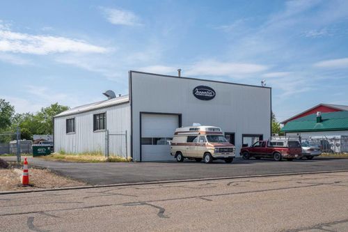 4712 44 Street, Camrose, AB, T4V1B9 | Card Image