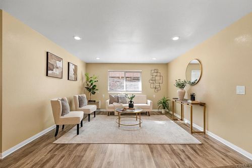 unit-d2-9860 Dale Ave, Spring Valley, CA, 91977-2432 | Card Image