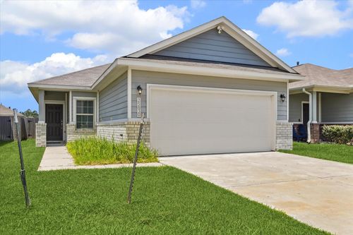 25830 Northpark Pine Dr, Porter, TX, 77365-7126 | Card Image