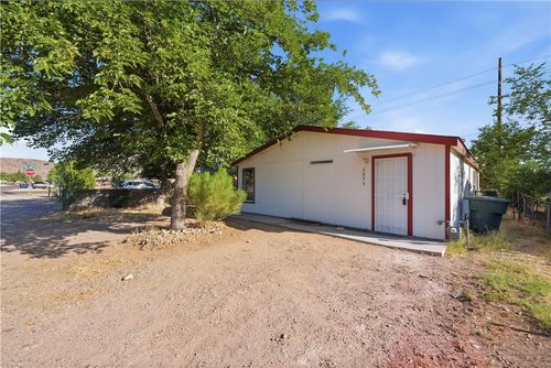 2035 E John L Ave, Kingman, AZ, 86409-1875 | Card Image