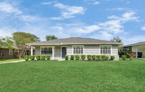 1010 Prince St, Houston, TX, 77008-6429 | Card Image