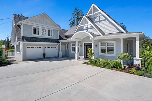452 Pelican Dr, Colwood, BC, V9C0A4 | Card Image