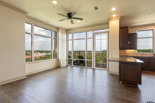 2801 Wexford Drive Unit 1006, Condo with 2 bedrooms, 2 bathrooms and null parking in Tyler TX | Image 6